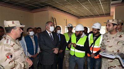 محافظ قنا يختتم جولته بقرى حياة كريمة.. تفاصيل