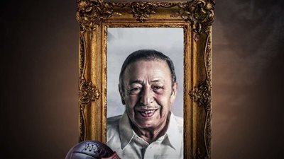 هكذا.. احيا أيمن بهجت قمرذكري رحيل حمادة إمام