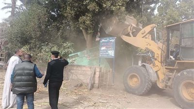 إزالة 67 حالة تعدي على أملاك الري بقرى الدير الشرقي والغربي بقنا