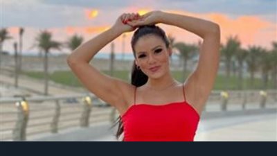 الراقصة لوردينا تظهر بإطلالة جريئة من البرازيل (صور)