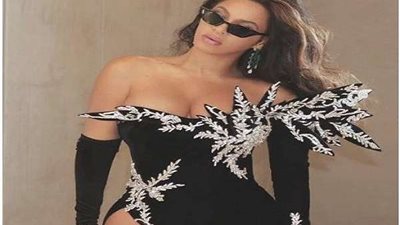 بدون بطانة.. بيونسيه ترتدي فستانا شفافا على طريقة رانيا يوسف