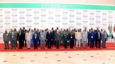 الفريق محمد فريد يترأس الاجتماع الخامس عشر لرؤساء الأركان