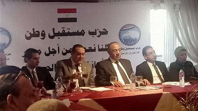 مشيدا بجهود الرئيس السيسي.. 