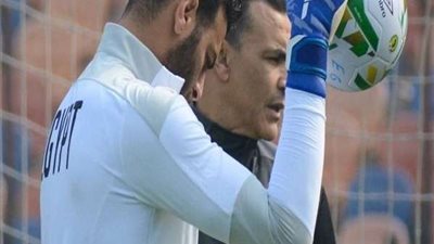 سفرعصام الحضري و أبو جبل  للكاميرون فجر الثلاثاء.. تفاصيل