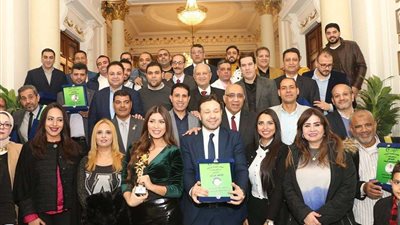 بالأسماء.. حزب الوفد يكرّم المتميزين في الإعلام الرياضي (صور)