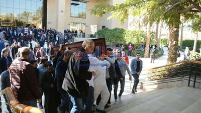 صور.. تشييع جنازة وزير قطاع الأعمال الأسبق