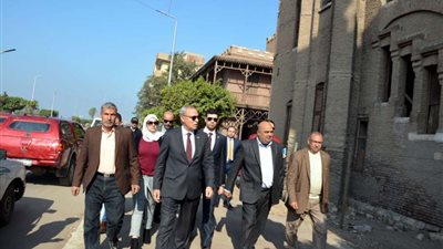 محافظ القليوبية يتفقد عدة مشروعات بمدن وقرى المحافظة