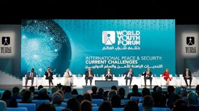 شاهد بالفيديو.....تقنيات جديدة لـ تطبيق الإجراءات الإحترازية ضد كورونا في منتدى شباب العالم