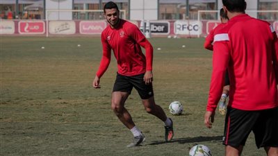 طبيب الأهلي يكشف التشخيص المبدئي لإصابة رامي ربيعة