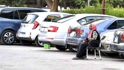 ضبط عاطلين لقيامهما بفرض الإتاوات وممارسة مهنة السايس في بنها