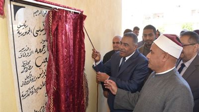 محافظ مطروح يفتتح مسجدًا بتكلفة 3.5 مليون جنيه