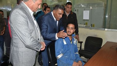 خالد شعيب يتابع آلية عمل محطتي تحلية الرميلة بمرسى مطروح