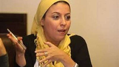 مصدر أمني ينفي تعرض إسراء عبدالفتاح لوعكة صحية