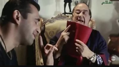 مجدي الهواري يستعيد ذكريات «الباشا تلميذ» بطريقة ساخرة