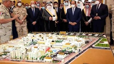 وزير التعليم العالي يشيد بالمشروعات القومية بسيناء