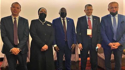 وزيرة التجارة تشارك بفعاليات إطلاق نظام تسوية المدفوعات الخاص