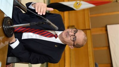 رئيس جامعة أسيوط يوافق على احتساب مادة القانون الإداري غياب بعذر