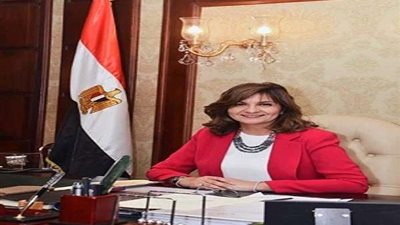 نبيلة مكرم تطلق أول حملة لمبادرة 