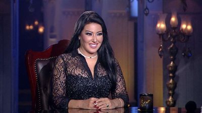 سمية الخشاب تكشف حقيقة زواجها من مطرب المهرجانات عمر كمال