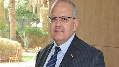 رئيس جامعة القاهرة: معظمنا يحكم على الأشياء بالظواهر