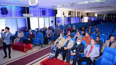 طب بشري سوهاج تناقش الحديث في علوم الأشعة التشخيصية والتداخلية