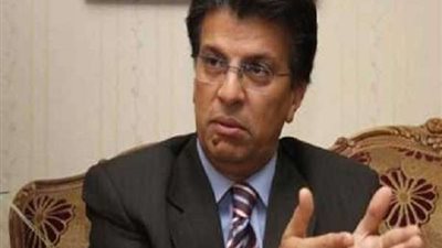 خالد منتصر: أعترض وصف الحجاب بالركن السادس في الإسلام