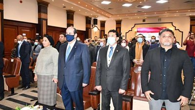 وزير الرياضة يعلن تفاصيل برنامج 