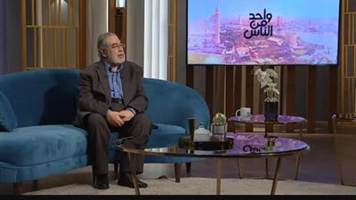 أسرار كثيرة يكشفها الفنان صبري عبد المنعم مساء اليوم في 