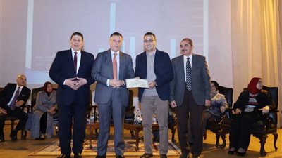 بالصور.. جامعة عين شمس تكرم المتميزين في النشر الدولي