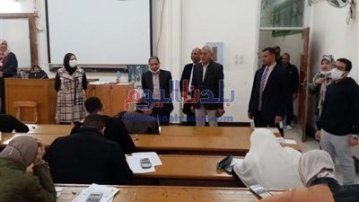 1700 طالب يخوضون امتحانات الفصل الدراسي الأول بعلوم  بسوهاج
