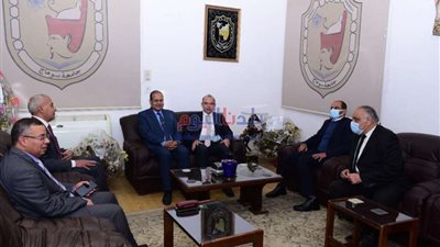 بروتوكول تعاون بين جامعة سوهاج والبورصة المصرية