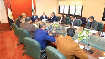 محافظ سوهاج: البورصة المصرية فرصة كبيرة للاستثمار للأهالي والمحافظة