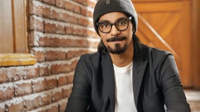 رابح صقر يشوق جمهوره بطرح ألبومه الجديد.. شاهد