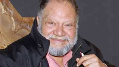 يحيى الفخراني يكشف سر سبحة 