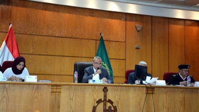 محافظ القليوبية: تخصيص خط ساخن لمنظومة النظافة