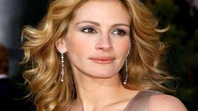 آخرهم ليدي جاجا.. 5 مشاهير تعرضوا للسخرية بسبب عدم الاستحمام