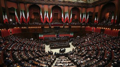 الحكومة الإيطالية تفوز بتصويت برلماني بالثقة بشأن ميزانية عام 2020