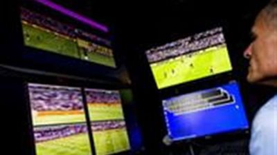 اتحاد الكرة يدرس الاستعانة بـ 