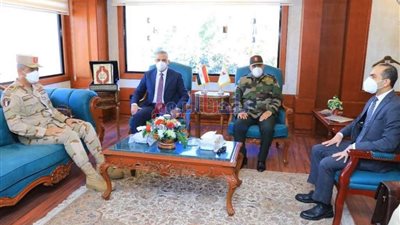 محافظ سوهاج يستقبل قائد المنطقة الجنوبية العسكرية وقائد الجيش الثالث الميداني