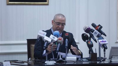 القابضة لمياه الشرب تعتمد الموازنة التقديرية للشركة القابضة مع وزير الإسكان