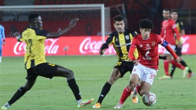 الأهلي يتعادل أمام المقاولون في كأس رابطة الأندية