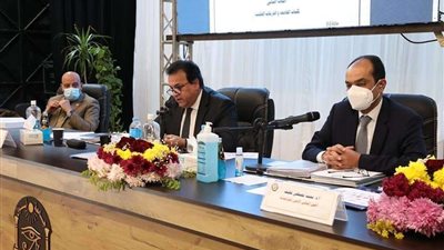 إنشاء مراكز لرعاية الموهوبين والنوابغ والمُبدعين بكافة الجامعات