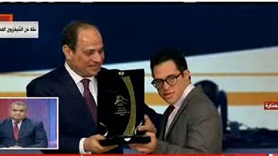 شاب من ذوي الاحتياجات للرئيس السيسي: 