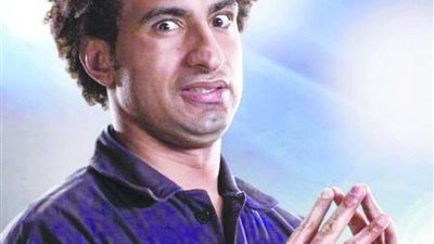 علي ربيع يصل العرض الخاص لفيلم 