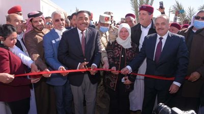 محافظ مطروح ونائب وزير الزراعة يفتتحان أجنحة معرض المهرجان الدولي الخامس للتمور المصرية بسيوة