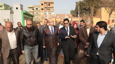 محافظ بني سويف يحيل رئيس قرية بني عدي للتحقيق لتدني مستوى الخدمات