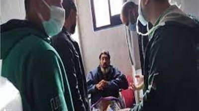 التضامن تنقذ شاباً بلا مأوى بأحد شوارع الإسكندرية وتنقله لمستشفى أبو قير العام