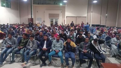 ندوة تثقيفية لحزب 