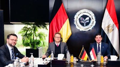 سفير ألمانيا يبحث التعاون لجذب المزيد من الاستثمارات إلى مصر.. تفاصيل