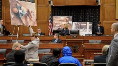 الحكومة السورية تشن هجومًا حادًا على قانون 